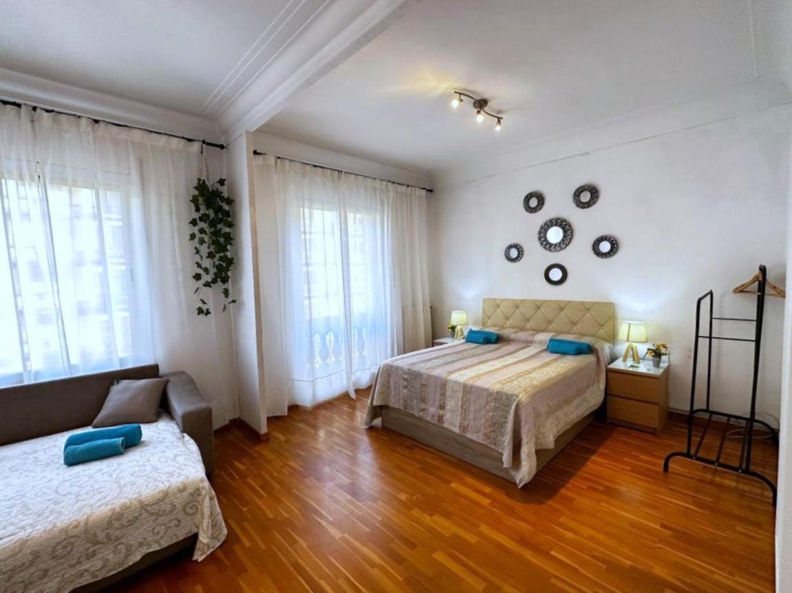 Habitaciones Acogedoras Βαρκελώνη Εξωτερικό φωτογραφία