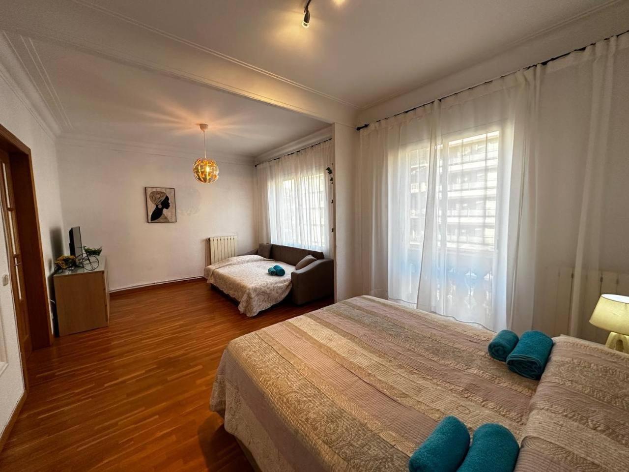 Habitaciones Acogedoras Βαρκελώνη Εξωτερικό φωτογραφία